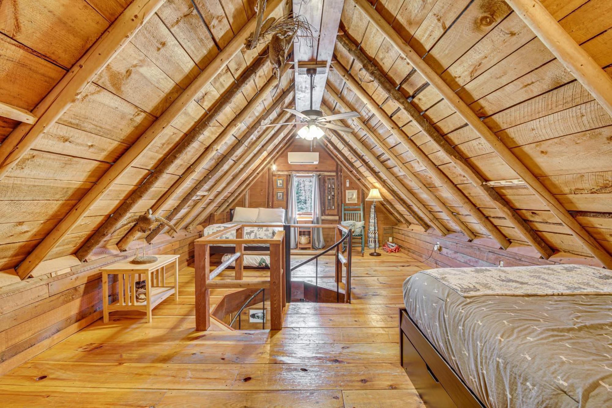 Rustic Searsport Cabin Loft And Sunroom On 10 Acres Bagian luar foto